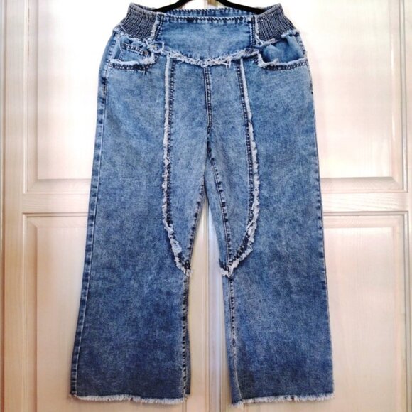 Stonewash Denim w/Fraying Crop Wide Leg Jeans & Stripe Sweater Bundle SZ Lg, NWT - Picture 15 of 16